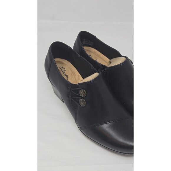 CLARKS Women's Emslie Warren black Leather Shoe Block Heel Side Zip size 8M - Picture 2 of 9